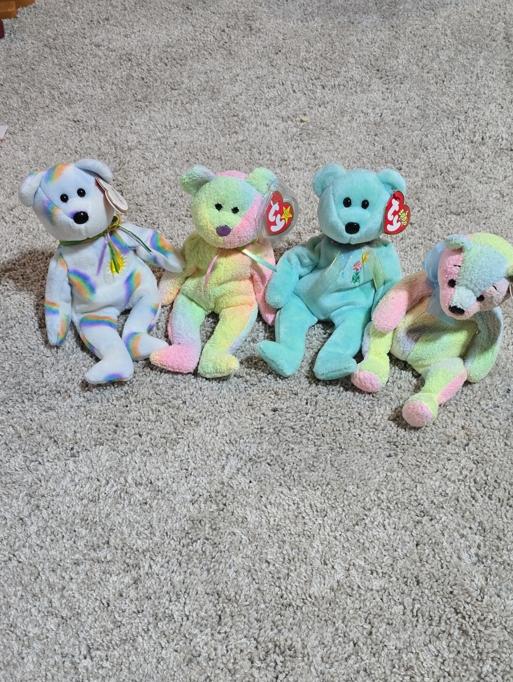 Ty Beanie Baby Bears - Mellow, Ariel, Groovy, Cheery